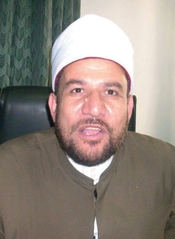 ساعدوا مختار جمعة ...حتى يموت بالتخمة