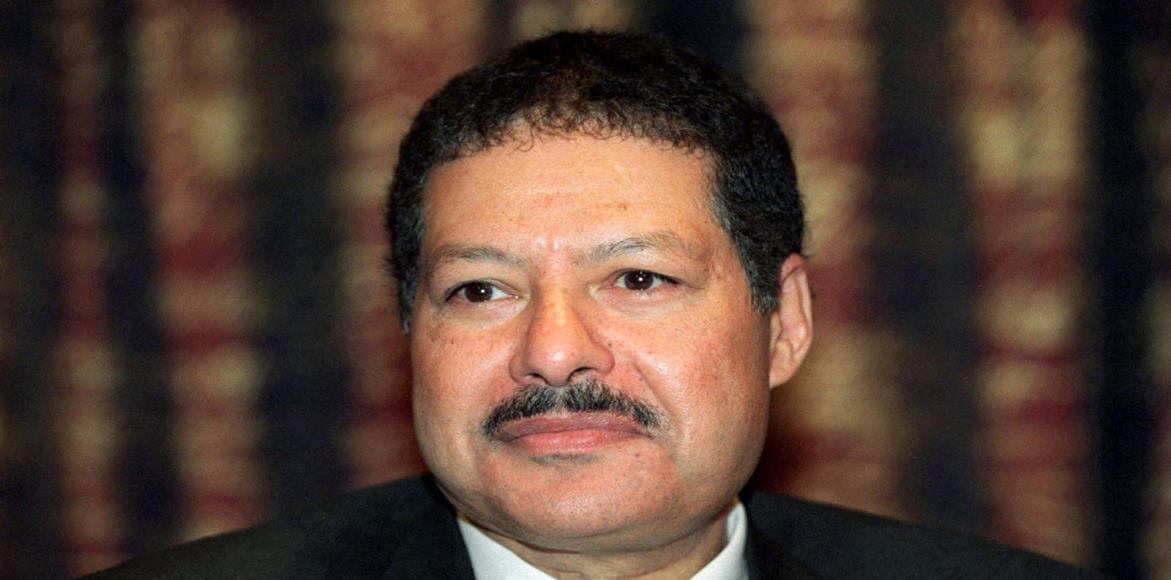 يؤسفني ان نبوءة المفكر في احمد زويل تحققت مضاعفة !!!